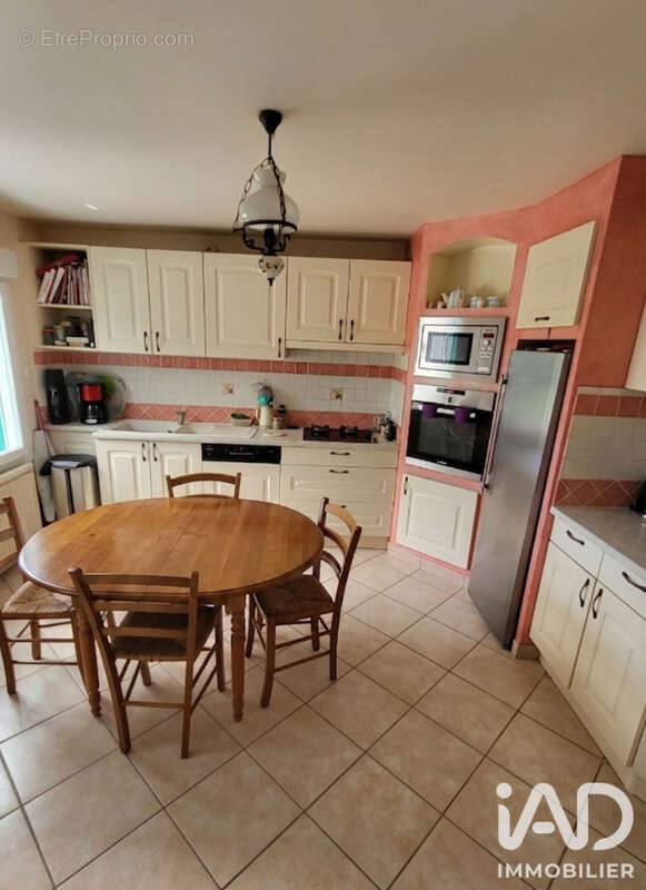 Maison 133 m² à Villemandeur  - photo 7