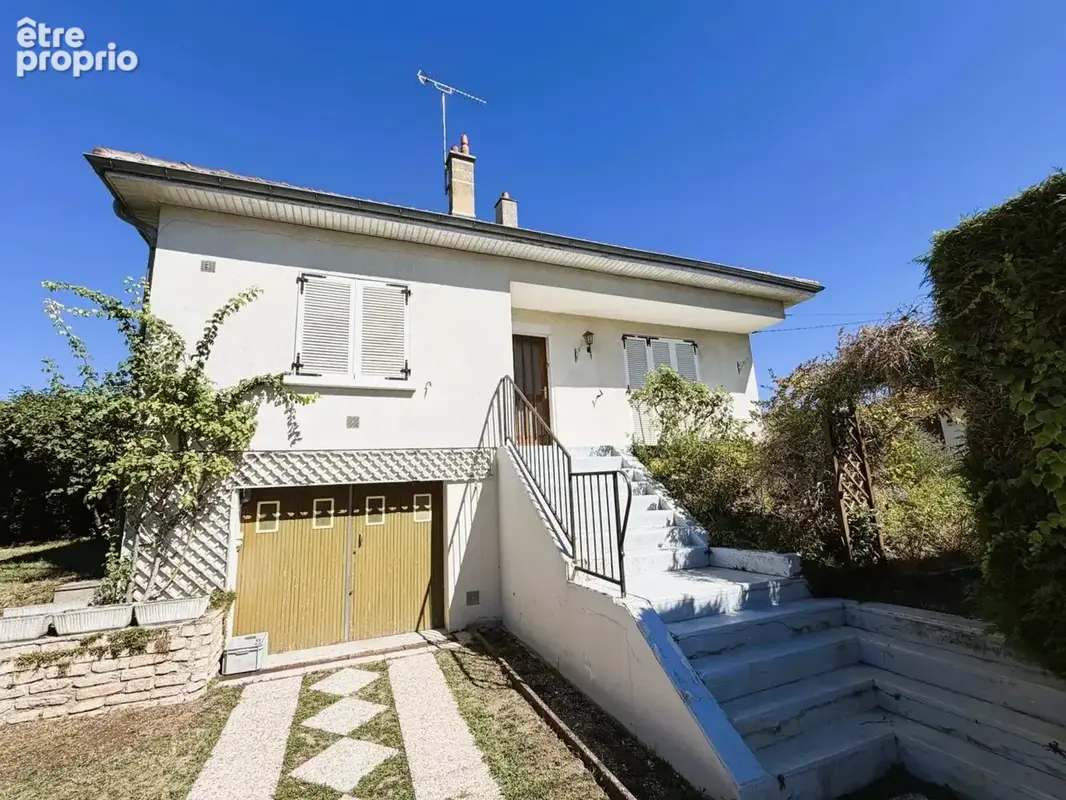 Maison à ROSIERES-PRES-TROYES