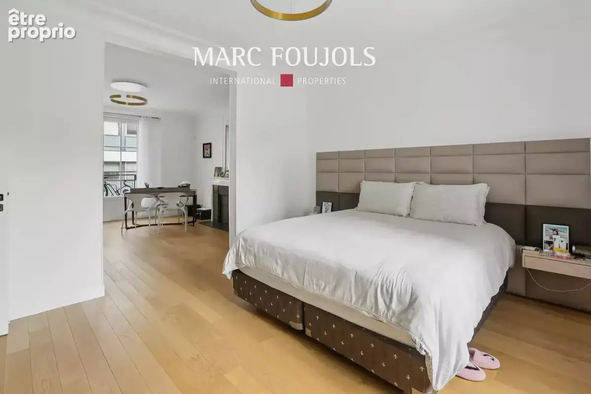 Neuilly-sur-Seine - Hôtel Particulier avec ascenseur et terrasse - quartier sablons - photo 7