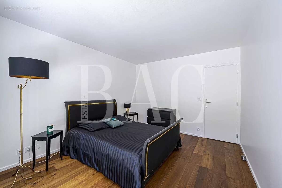 Appartement à VERSAILLES