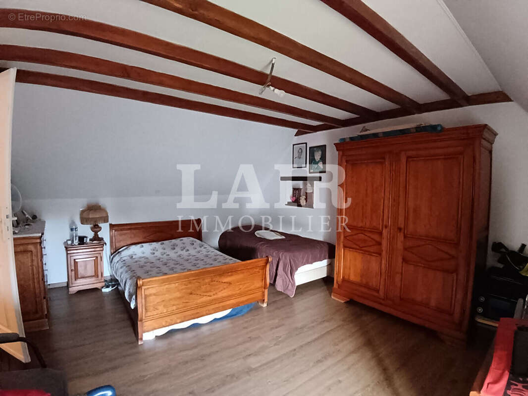 Maison à LE MELE-SUR-SARTHE