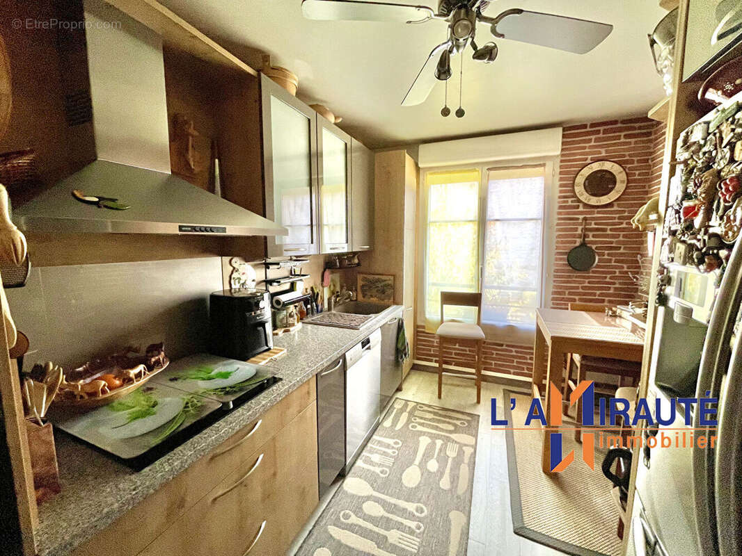 Appartement à HOUILLES