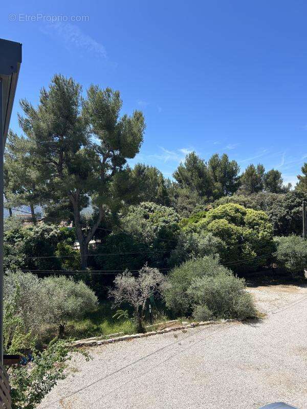 Appartement à MARSEILLE-12E