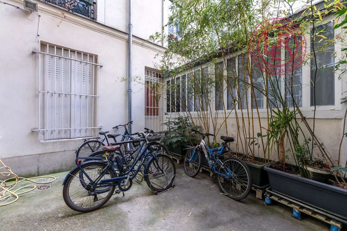 Appartement à PARIS-3E