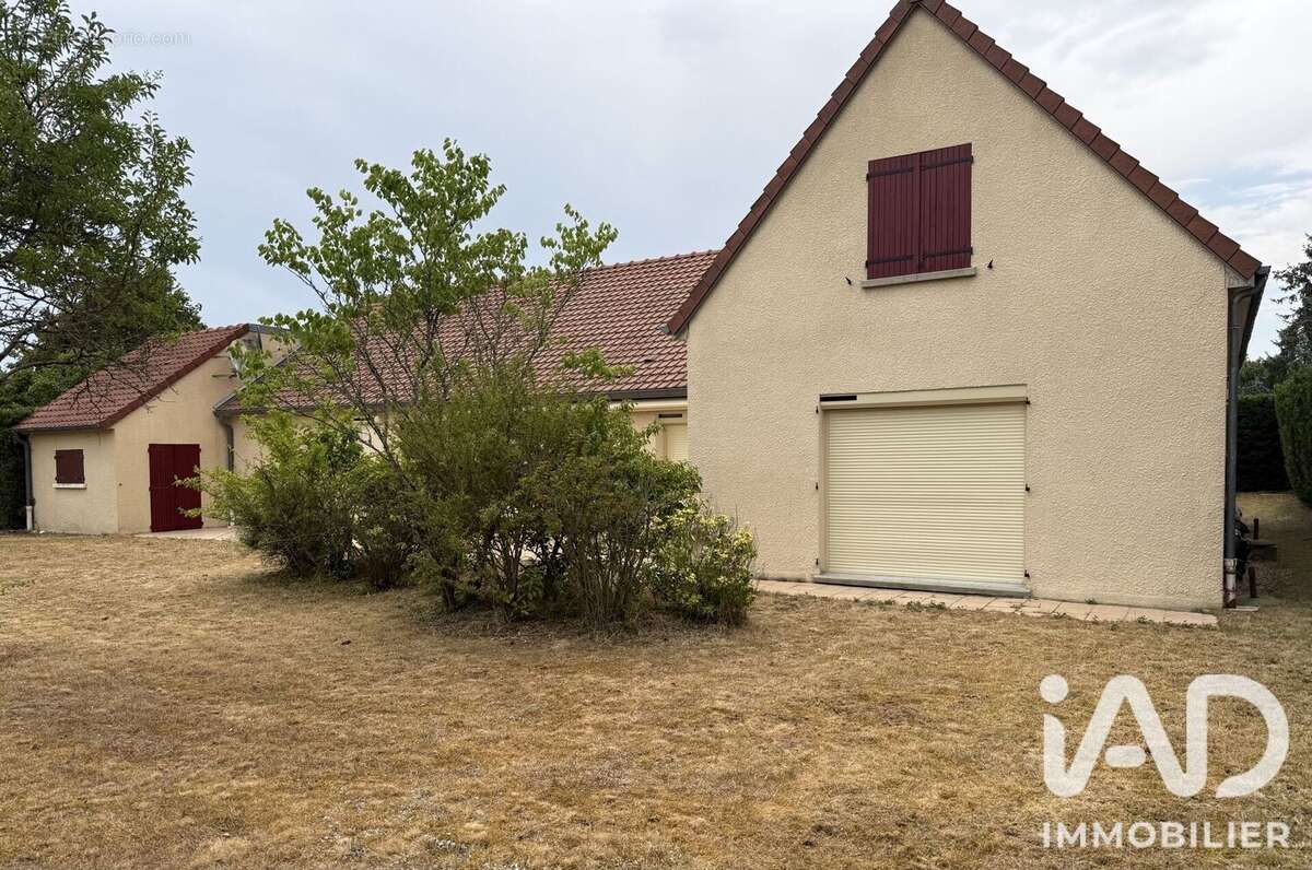 Maison 210 m² à Maintenon  - photo 3