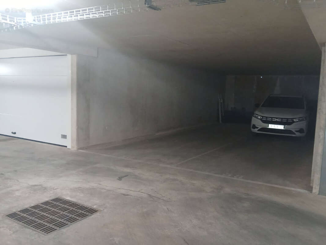 Parking à TOULON