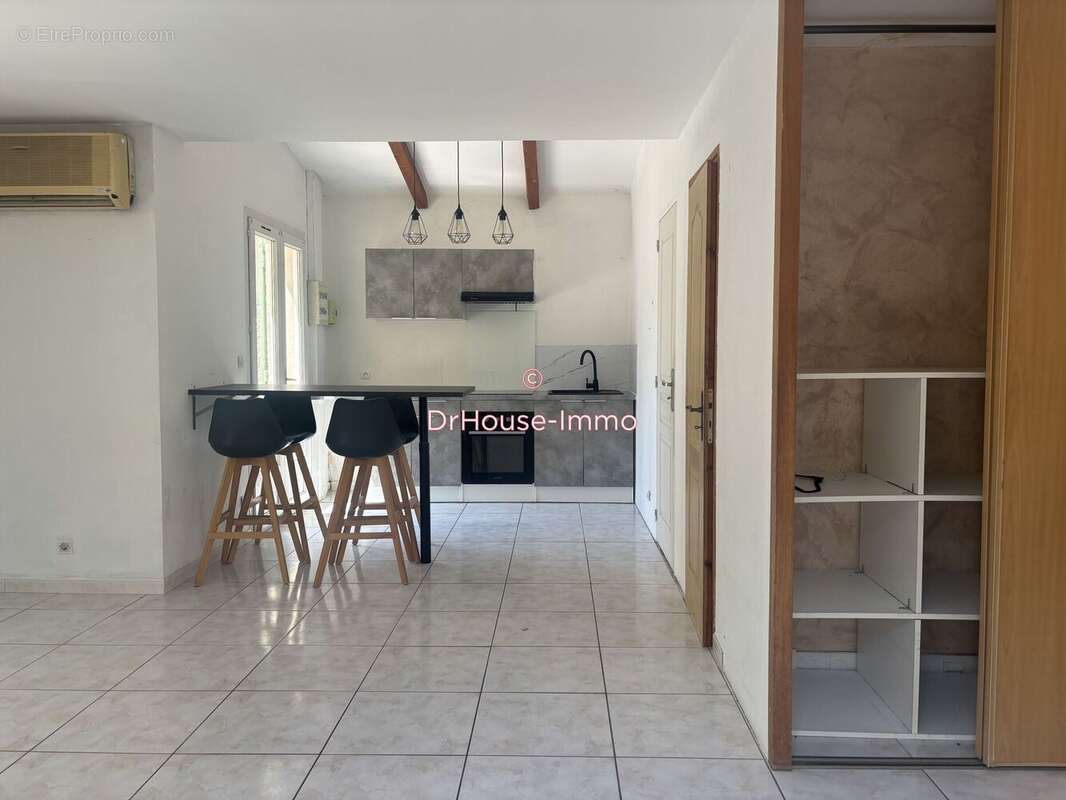 Maison 71 m² à Berre-L'etang  - photo 12