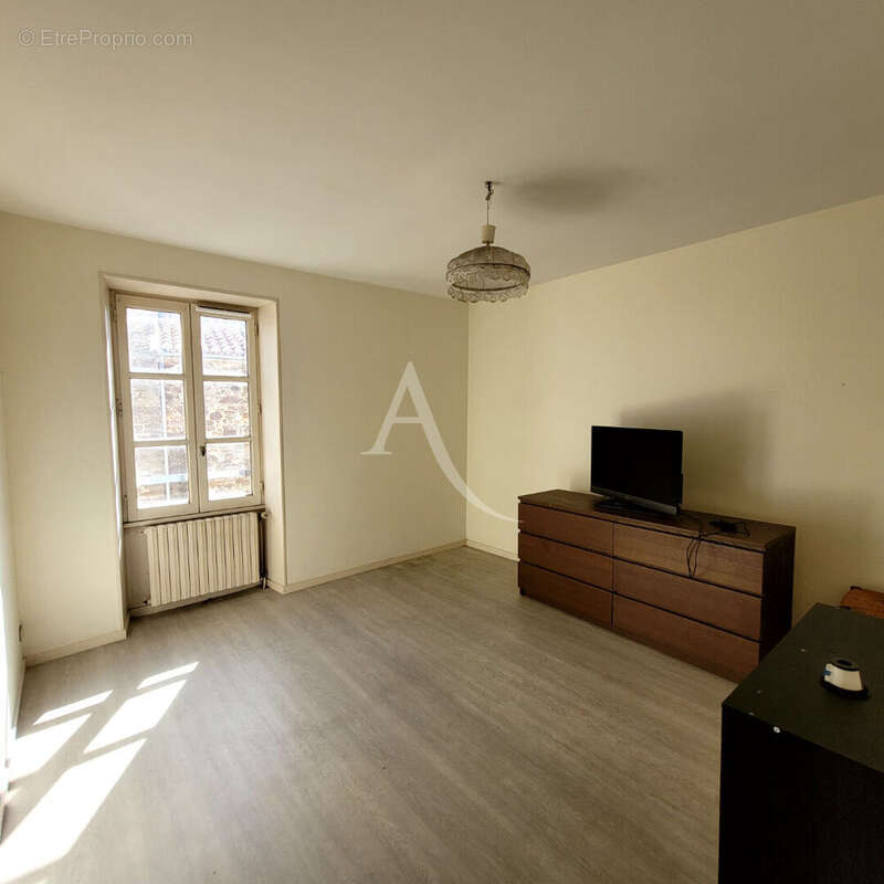 Maison à LE CHAMP-SAINT-PERE