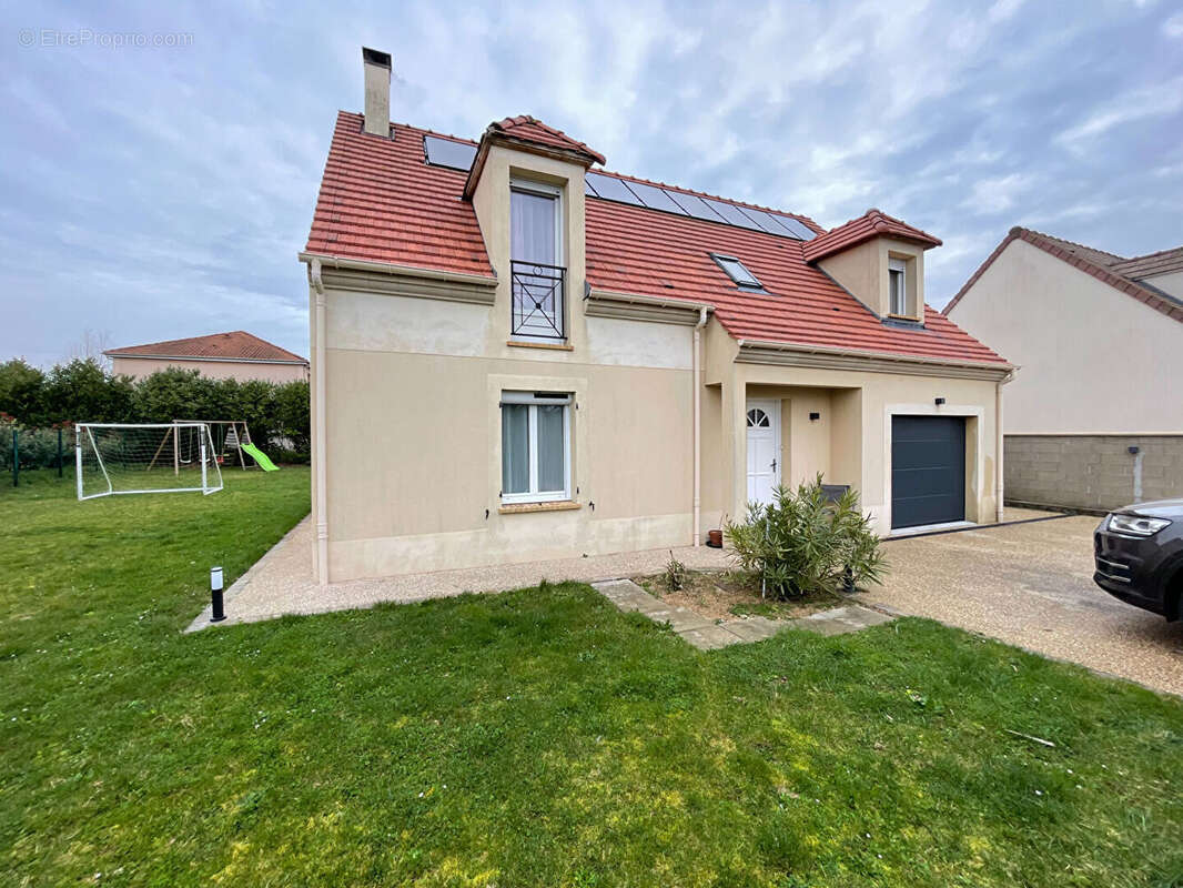 Maison à ANGERVILLE