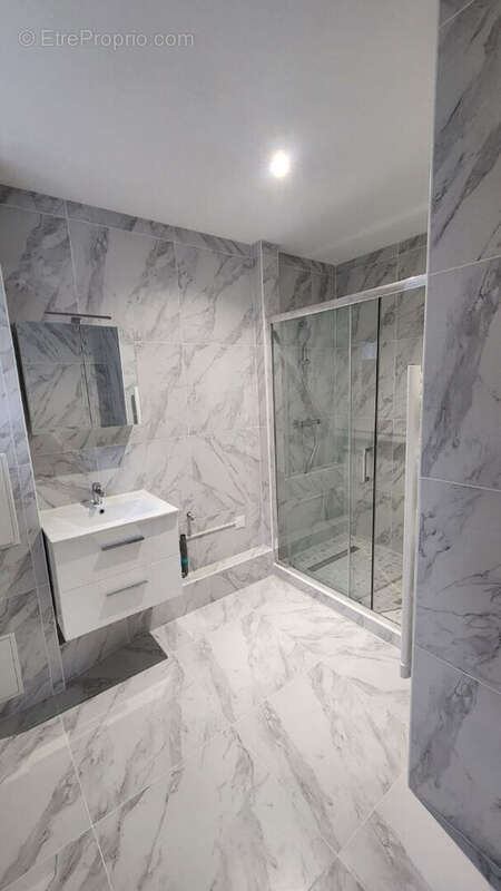 Appartement à PARIS-12E