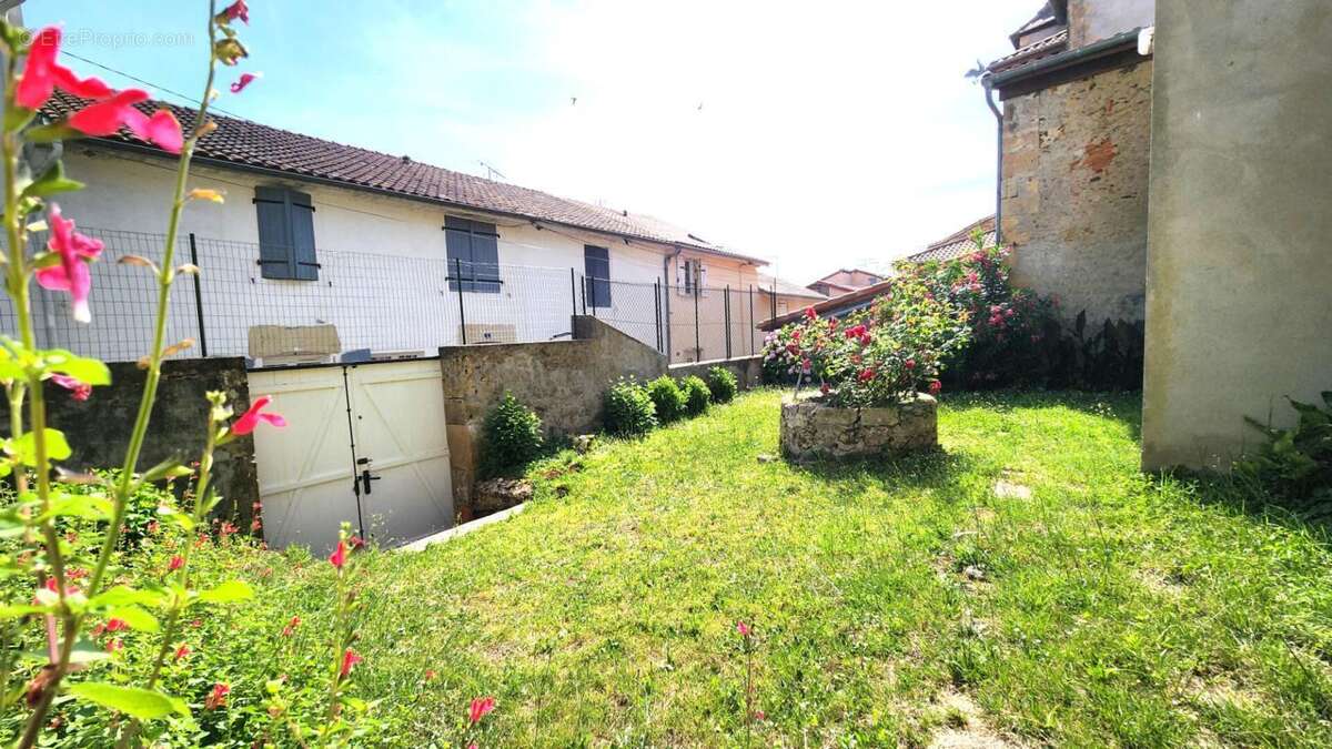 Maison à MUGRON