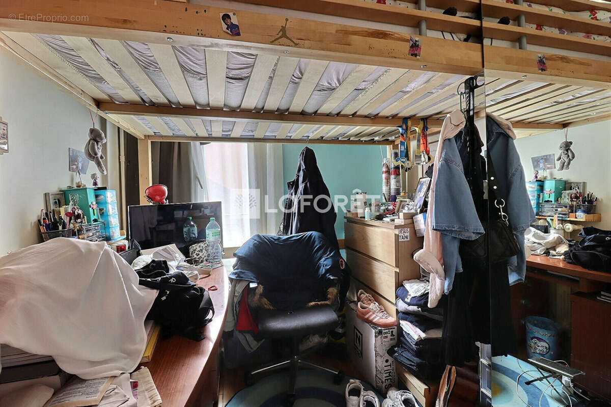Appartement Saint Ouen Sur Seine 5 pièce(s) 76m2 - photo 8