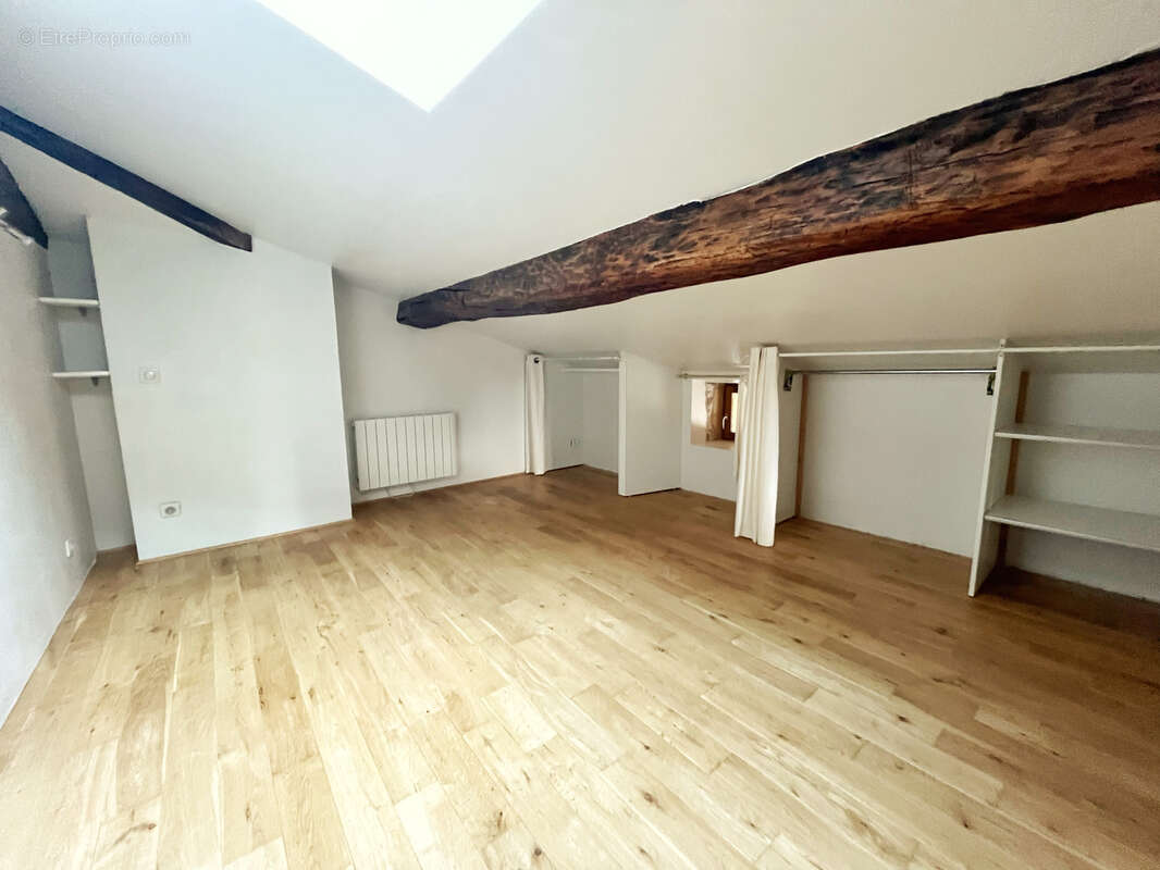 Appartement à PONTCHARRA-SUR-TURDINE