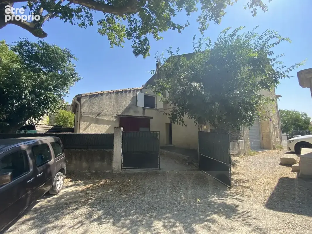Maison à SAINT-JEAN-DE-CORNIES