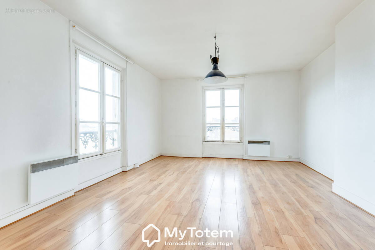 Appartement à VERSAILLES