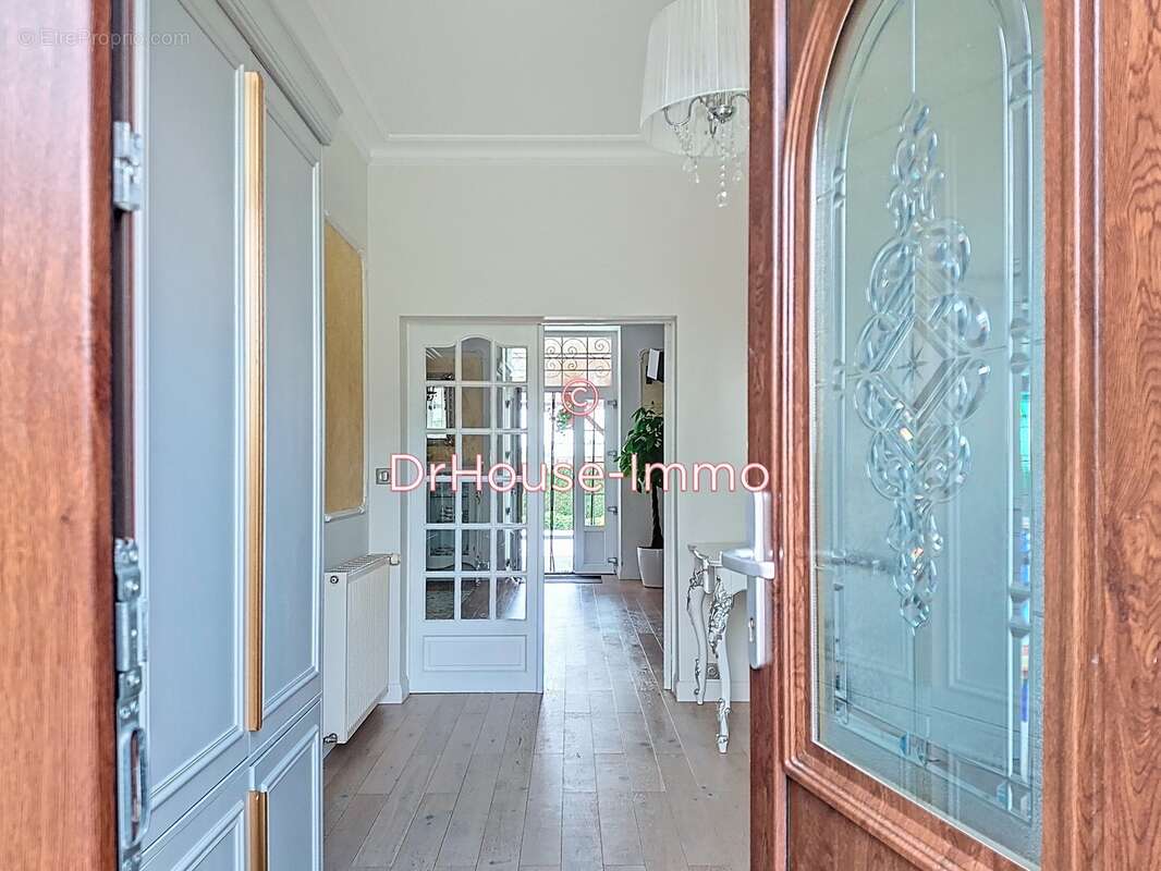 Maison à SAINT-HILAIRE-DU-HARCOUET