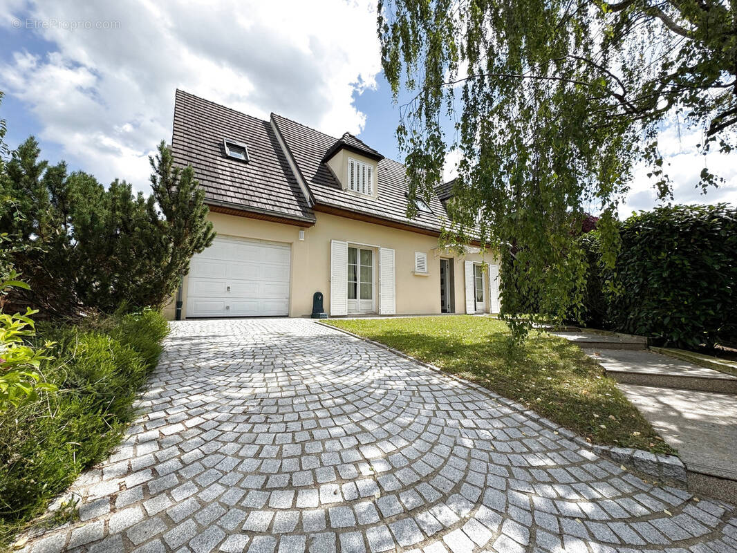 Maison à PLAILLY