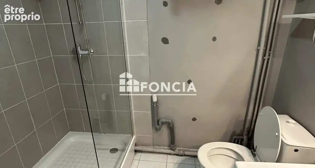 Prox Castellane - Studio avec balcon en étage ue dégagée - photo 5