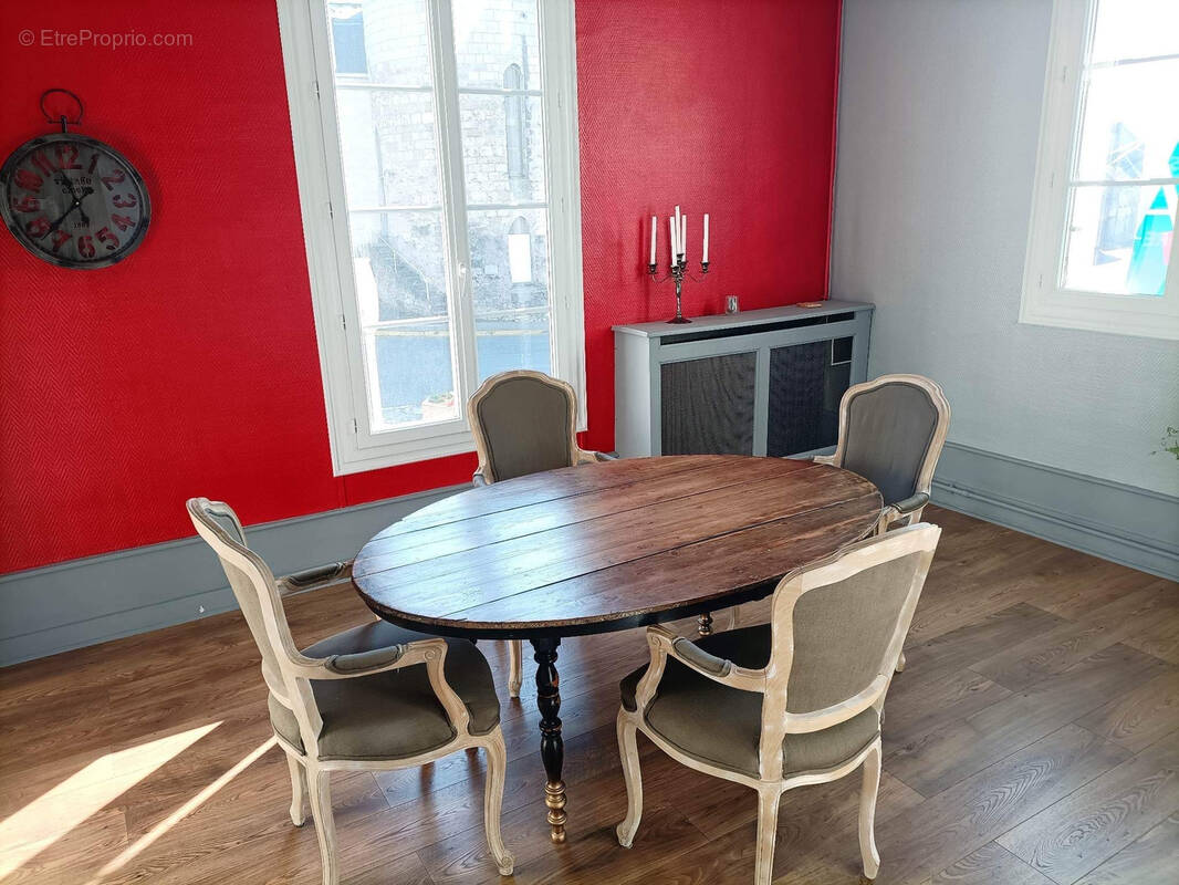 Appartement à MONTRICHARD