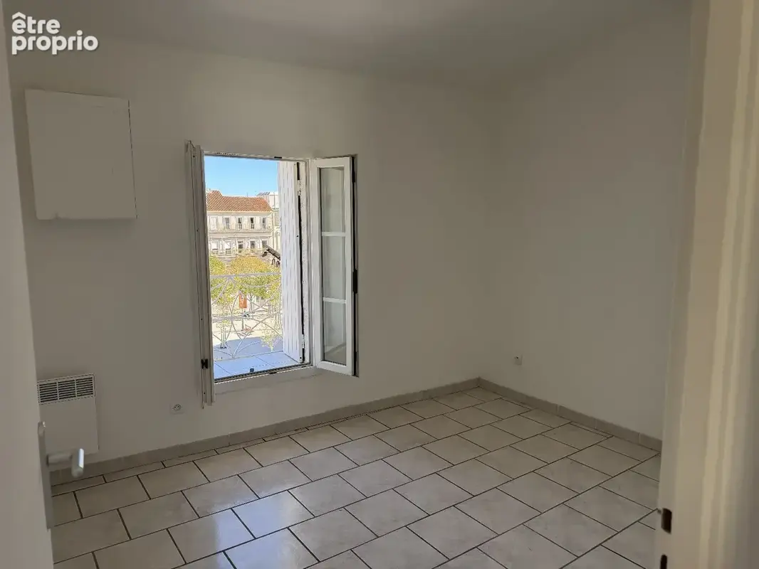 Appartement T3  avec terrasse de 15 m² et vue dégagée et Mont Saint Clair - photo 5