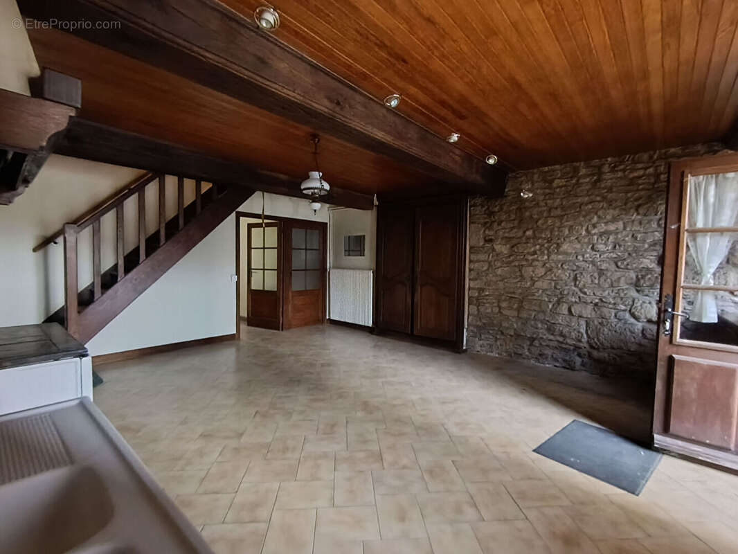Maison à VIEILMOULIN