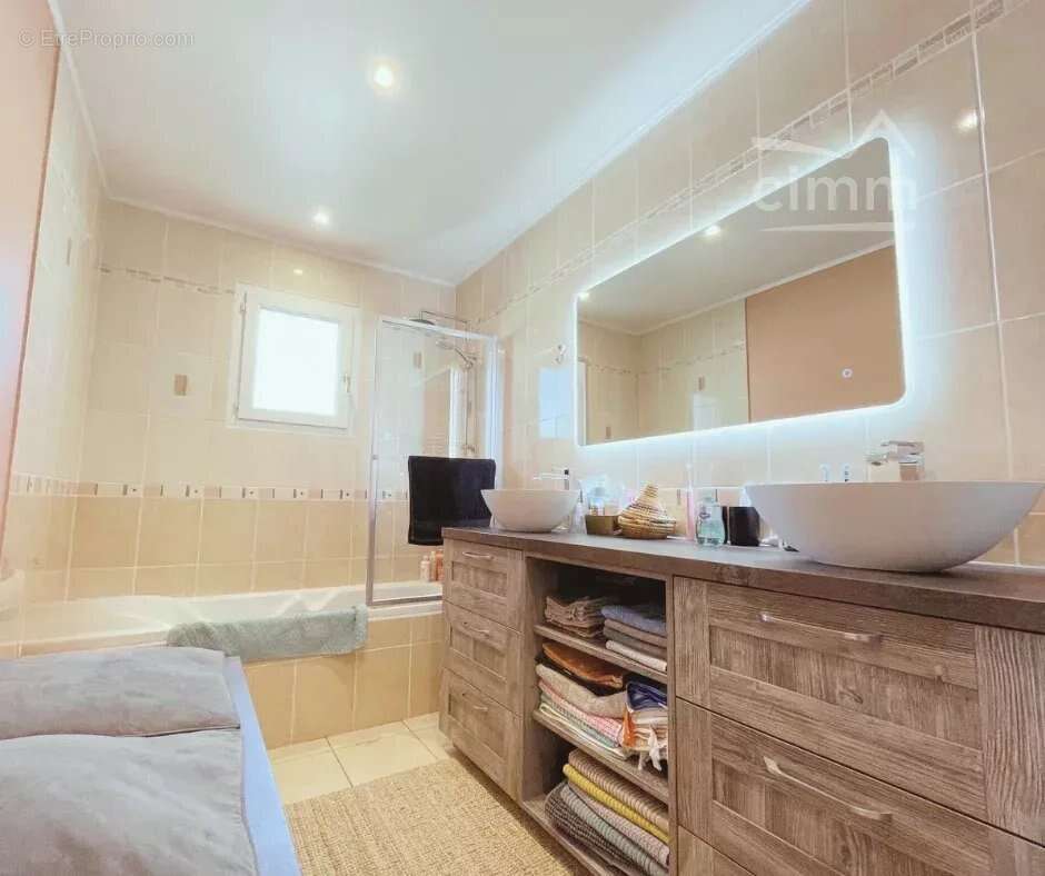 Maison à SAINT-RAMBERT-D'ALBON