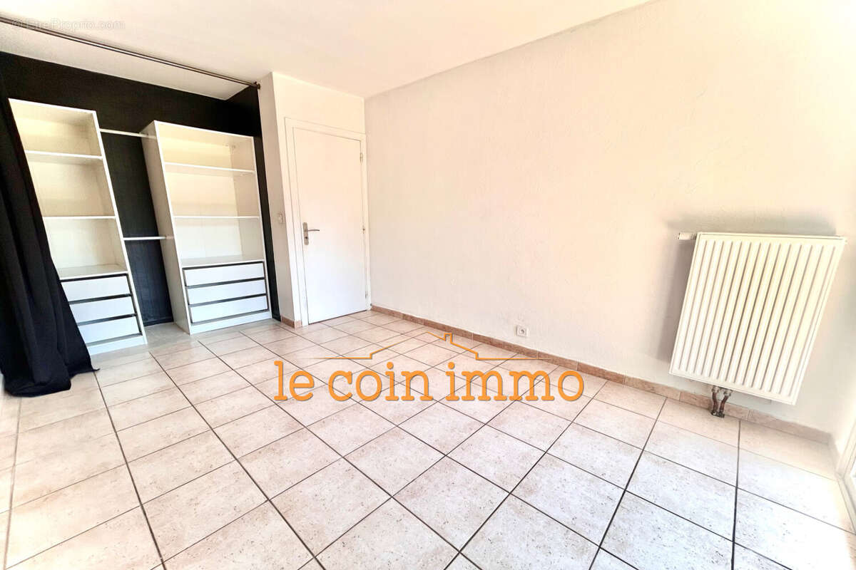 Appartement 90 m² à Antibes  - photo 7