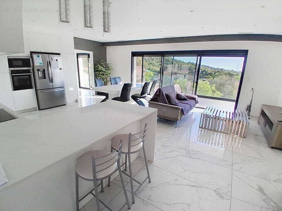 Maison 158 m² à Bastelicaccia  - photo 2