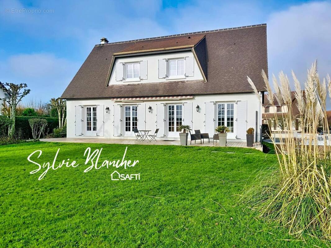 Photo 1 - Maison à FONTAINE-ETOUPEFOUR