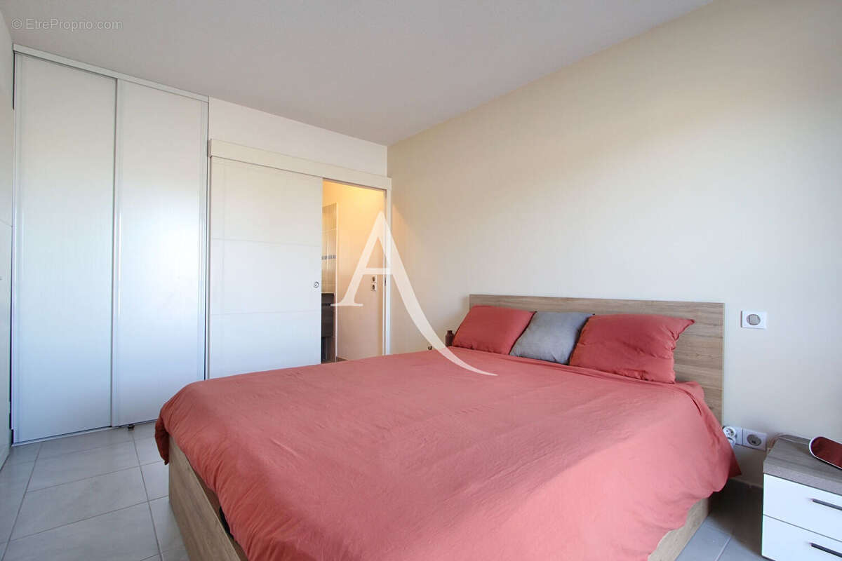 Appartement à LATTES