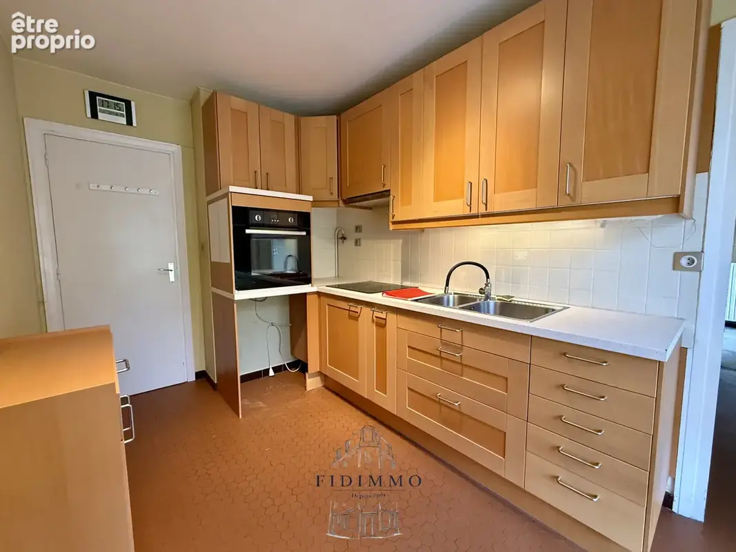4366 - Appartement au dernier étage avec vue sur Paris - photo 5
