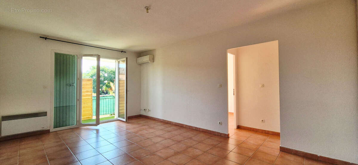 Appartement T2 - balcon - parking - ascenseur - photo 2