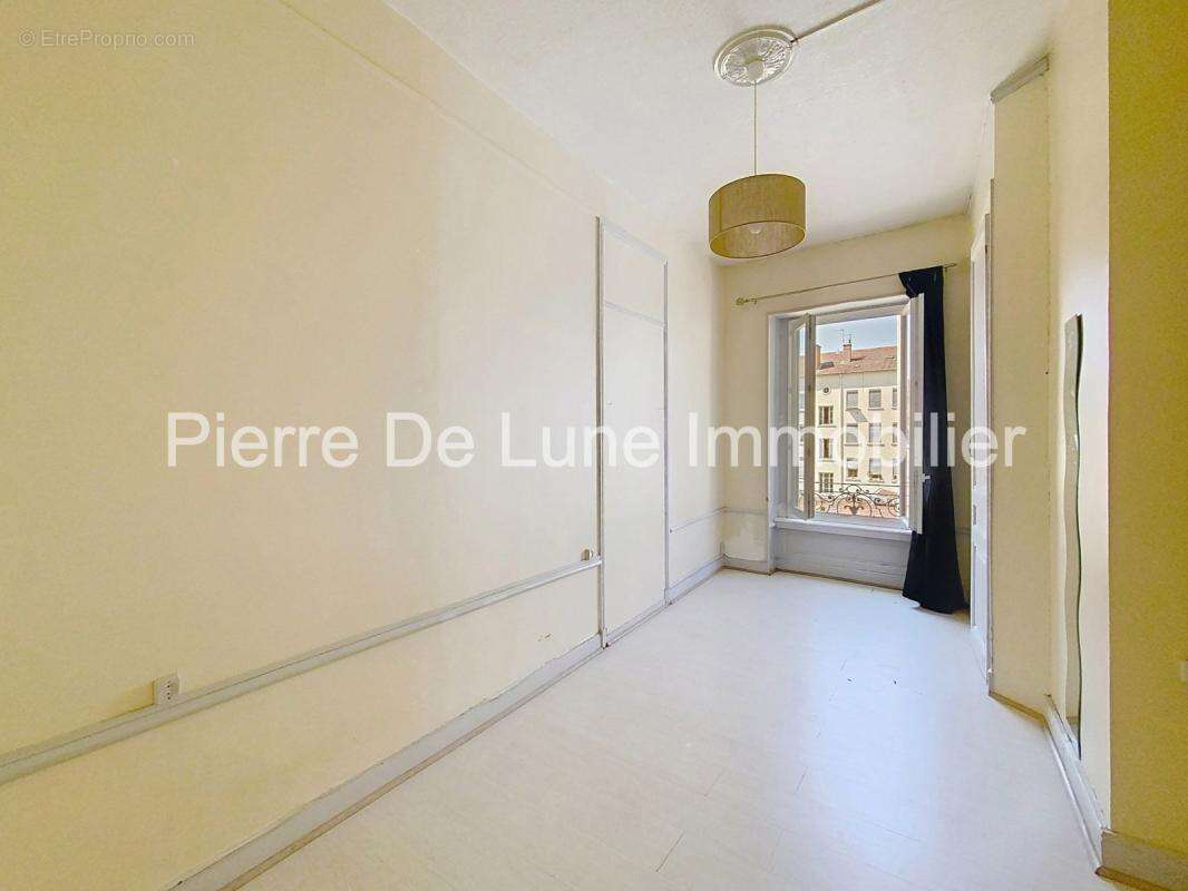 Appartement à LYON-6E