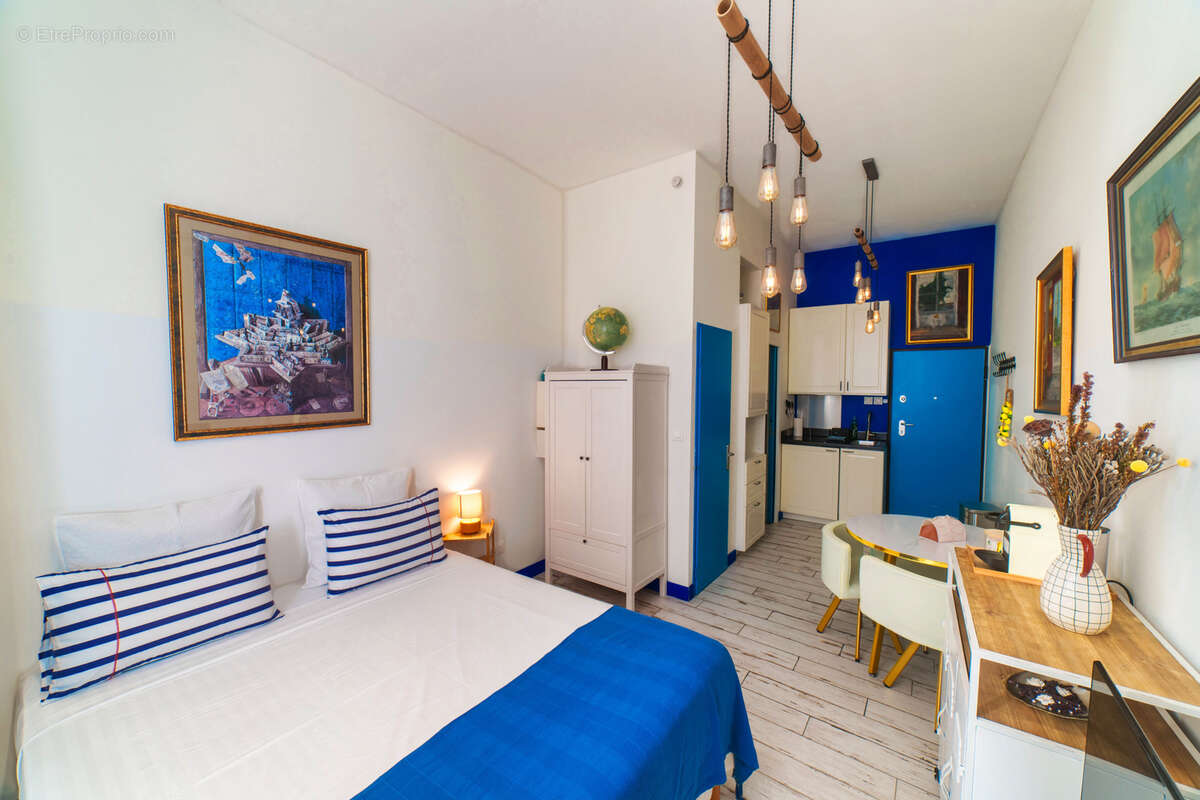 Appartement à MARSEILLE-1E