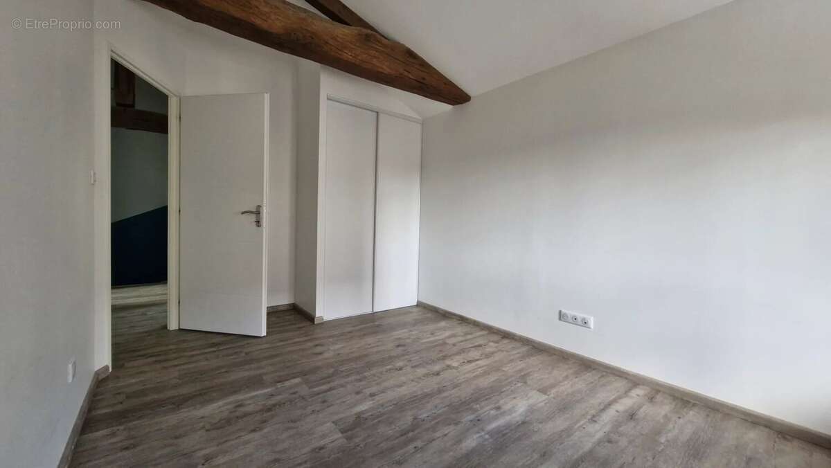 Appartement à MONTMERLE-SUR-SAONE