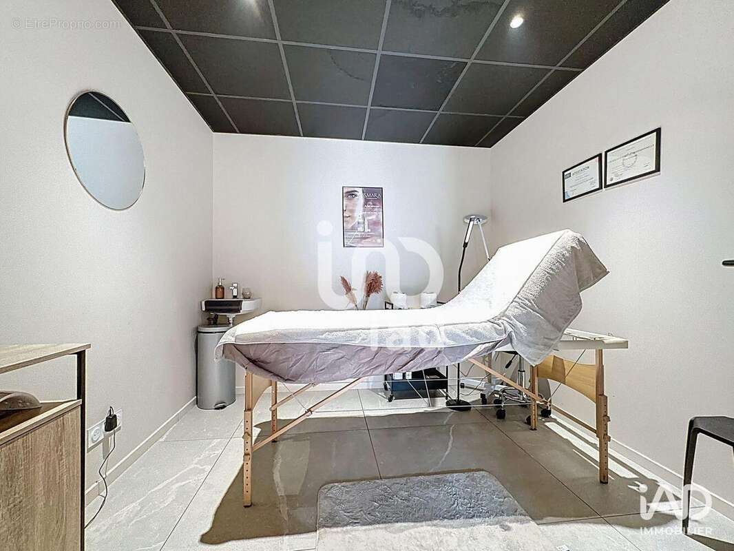 Photo 3 - Commerce à TARBES