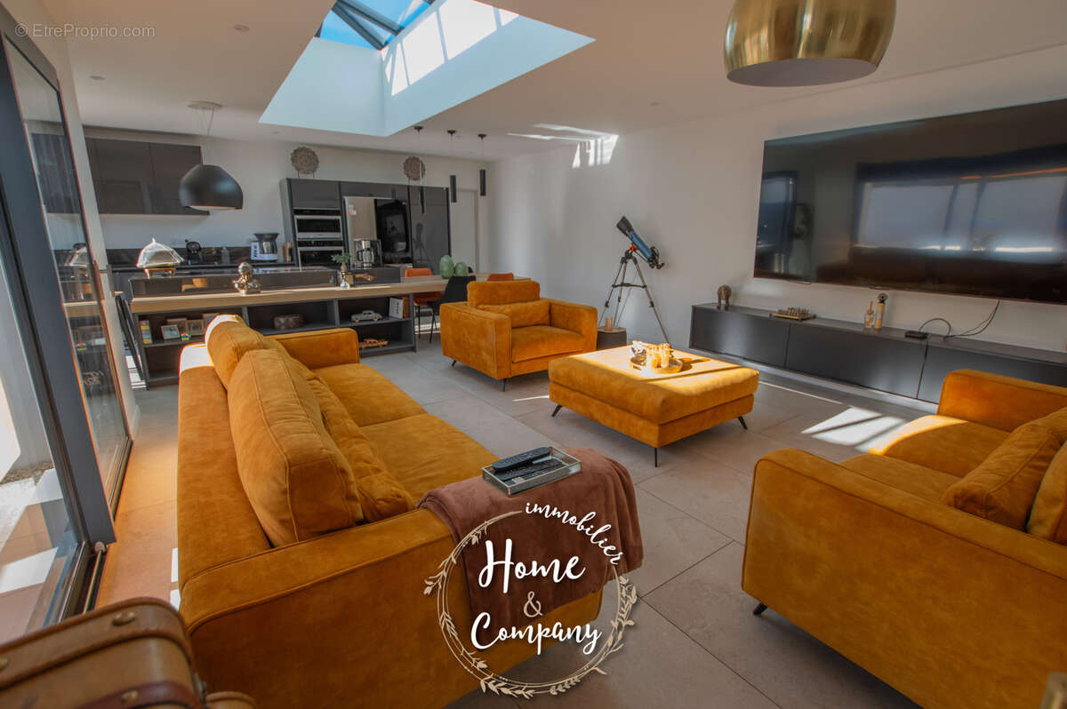 Maison à SAINT-SULPICE-DE-ROYAN