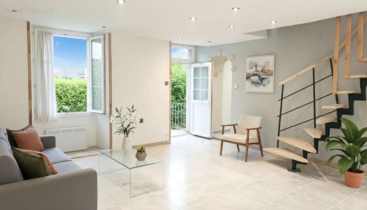 Maison à SAINT-SAMSON-DE-BONFOSSE