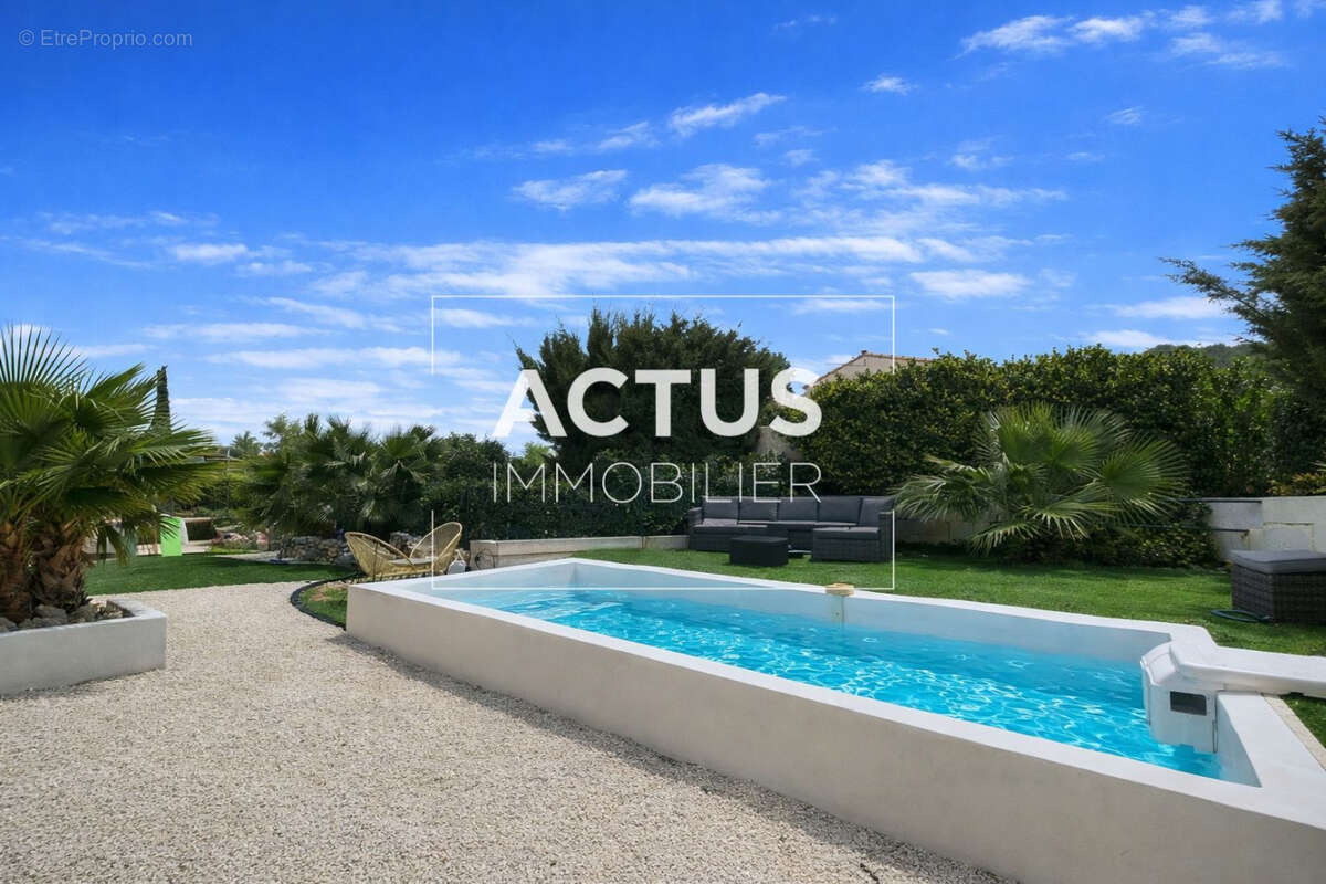 Maison 169 m² à Salon-De-Provence  - photo 2