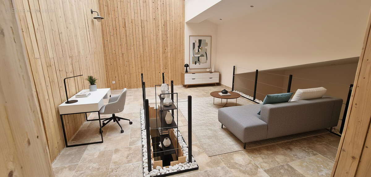Appartement à L'ISLE-SUR-LA-SORGUE