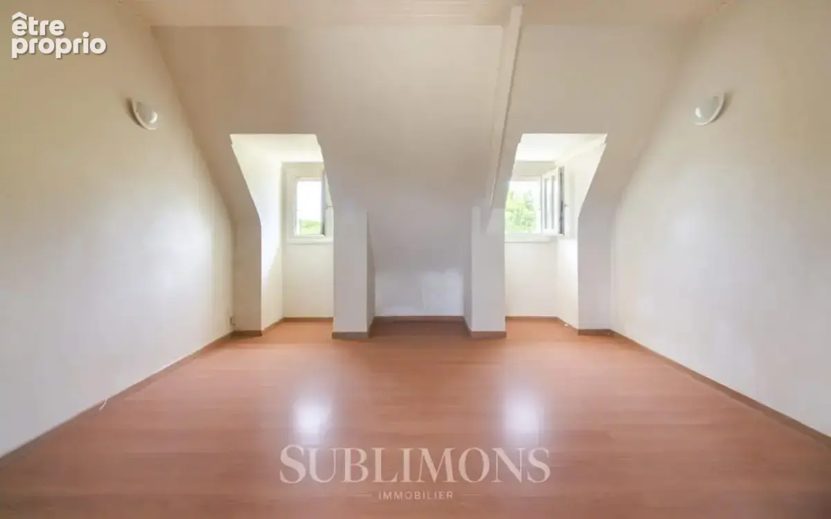 Maison T5 de 140 m² sur terrain de 1439 m² au Hézo - photo 11