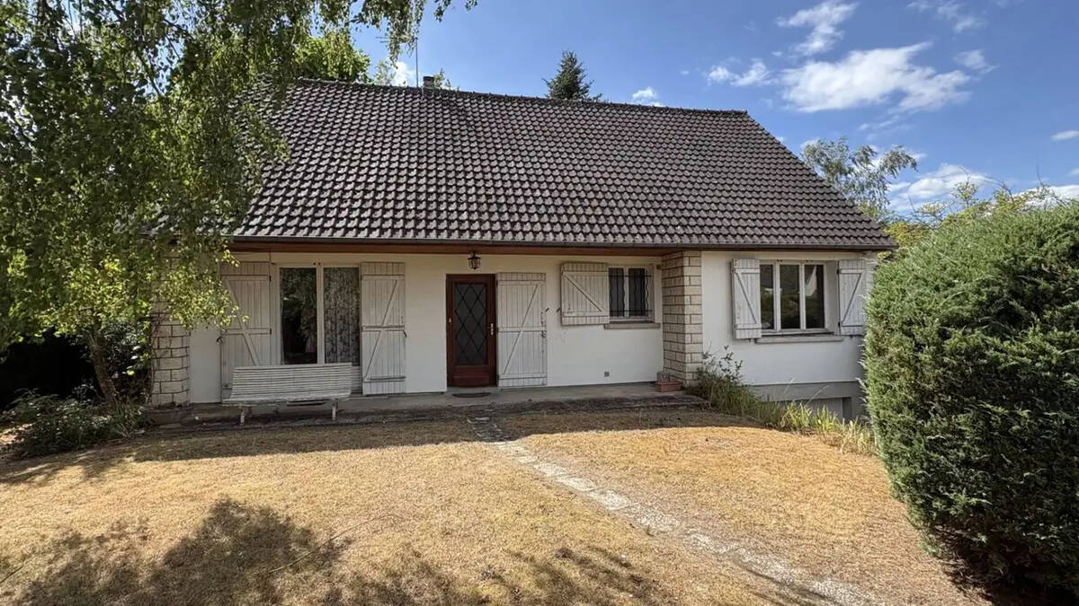 Maison 6 pièces 145 m² · à Bourron-Marlotte · 145 m² · 285 000 €