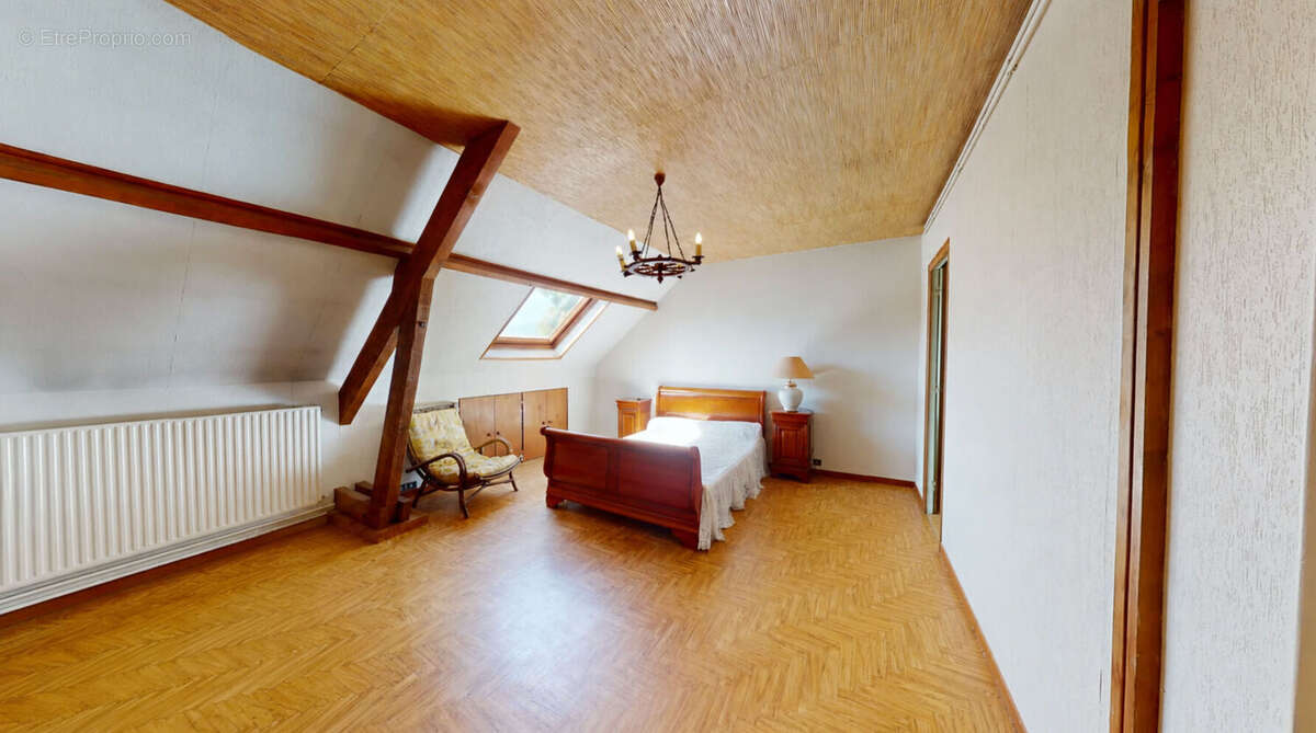 Maison à BRIE-COMTE-ROBERT