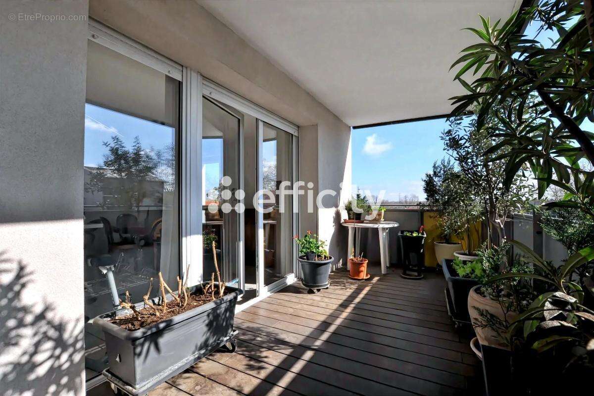 Appartement à VENISSIEUX