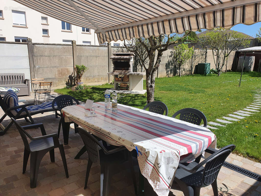 Maison à CHARLEVILLE-MEZIERES