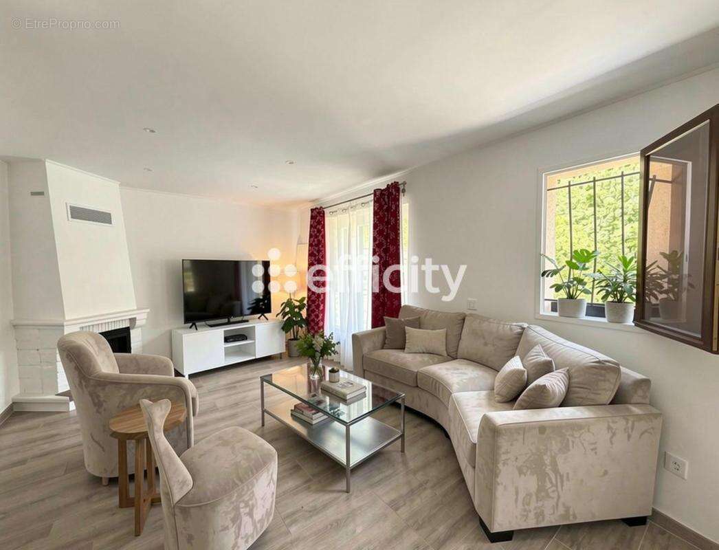 Maison 96 m² à Meulan  - photo 6