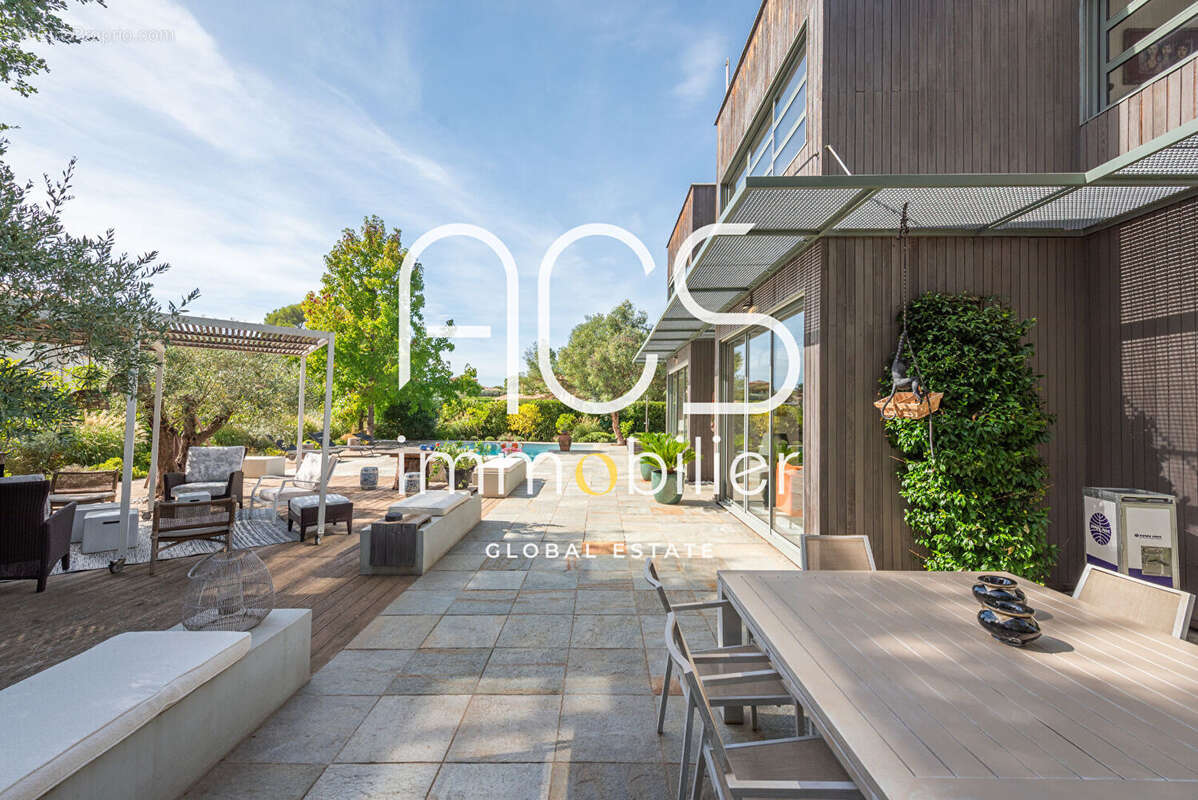 Maison à SAINT-RAPHAEL