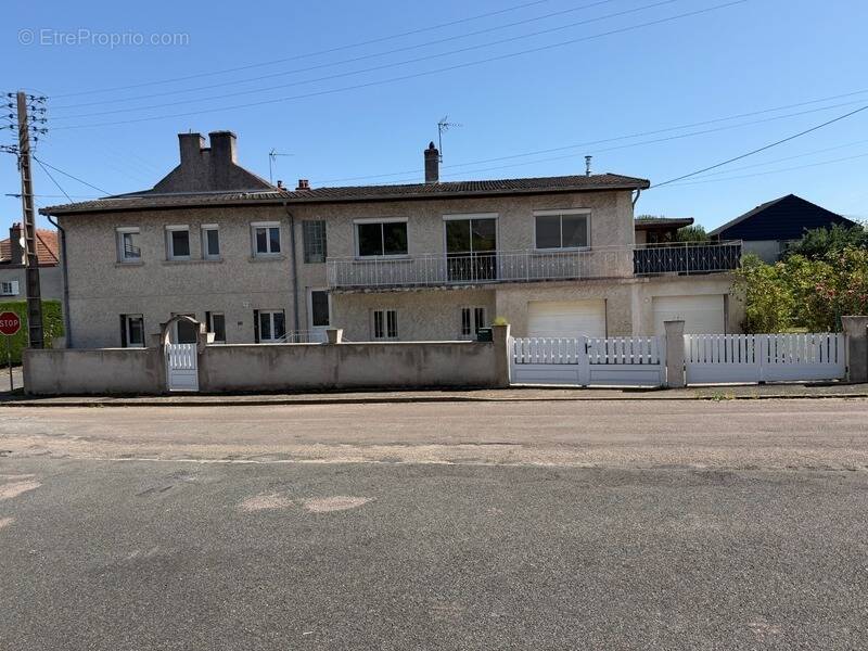 Maison à MONTCEAU-LES-MINES