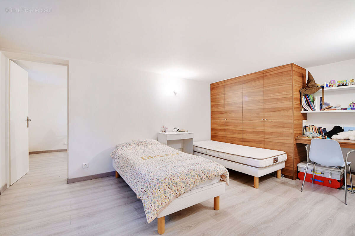 Maison à LE BLANC-MESNIL