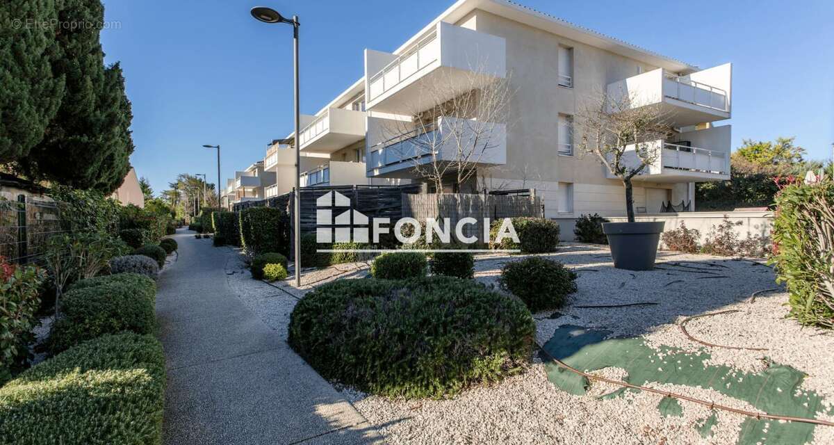 Appartement à SALON-DE-PROVENCE